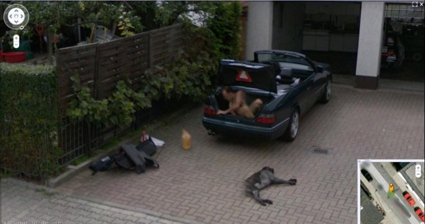 80-funniest-creepiest-strangest-disturbing-google-street-view-images (38)