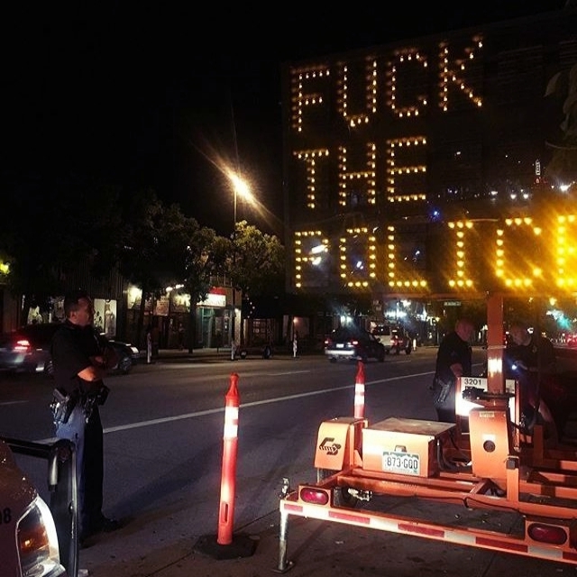 someone-hacked-traffic-sign-with-anti-police-message-in-denver