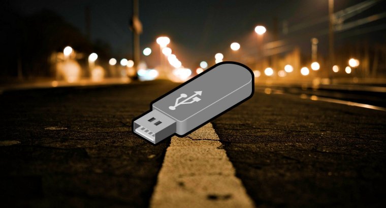 USB Stick with Heathrow Security and Queen' Data Found on London Street
