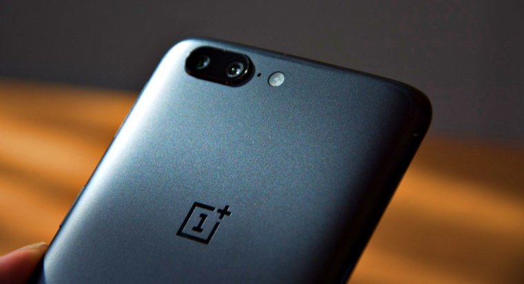 Another preinstalled app found on OnePlus that could collect user data