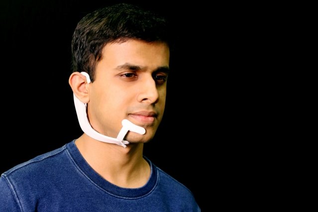 Mind-Reader Headset Transfers Your Thoughts On Screen Silently with 90% Accuracy