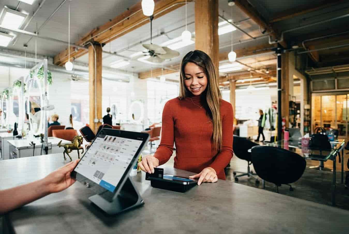 Understanding features and operations POS software before buying