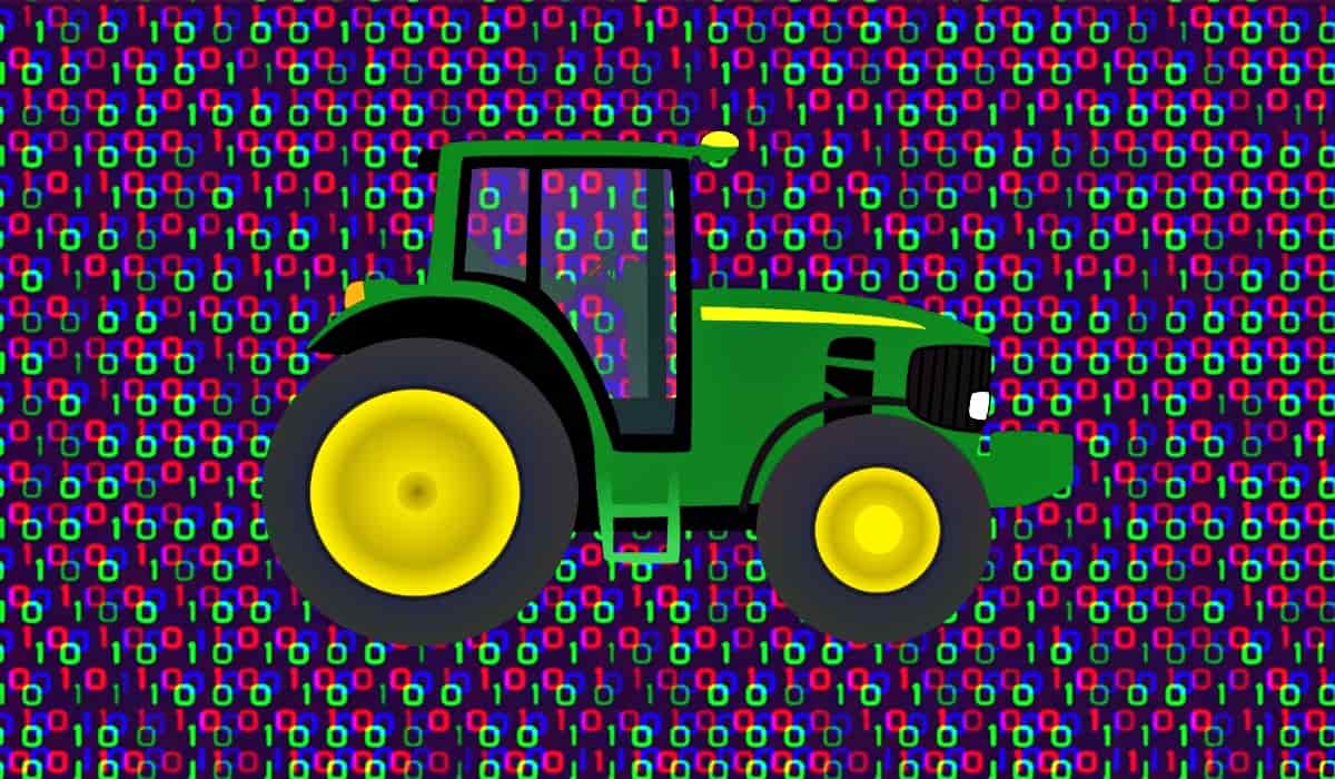 White Hat Hacker Jaikbreaks John Deere Tractor's Display Unit to Play Doom