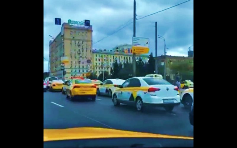 Anonymous hacked Russian Yandex taxi app causing a massive traffic jam